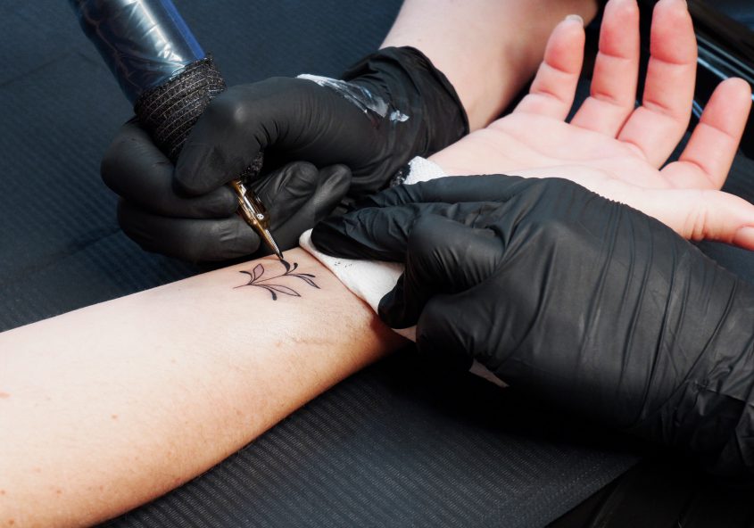 séance-de-tatouage-lyon-illustration-article-blog-tattoo